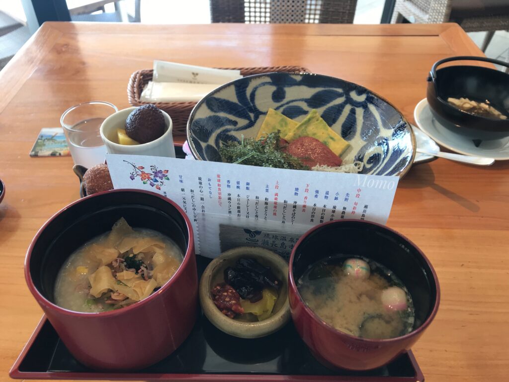 瀬長島ホテル　レストラン　朝食　ブログ