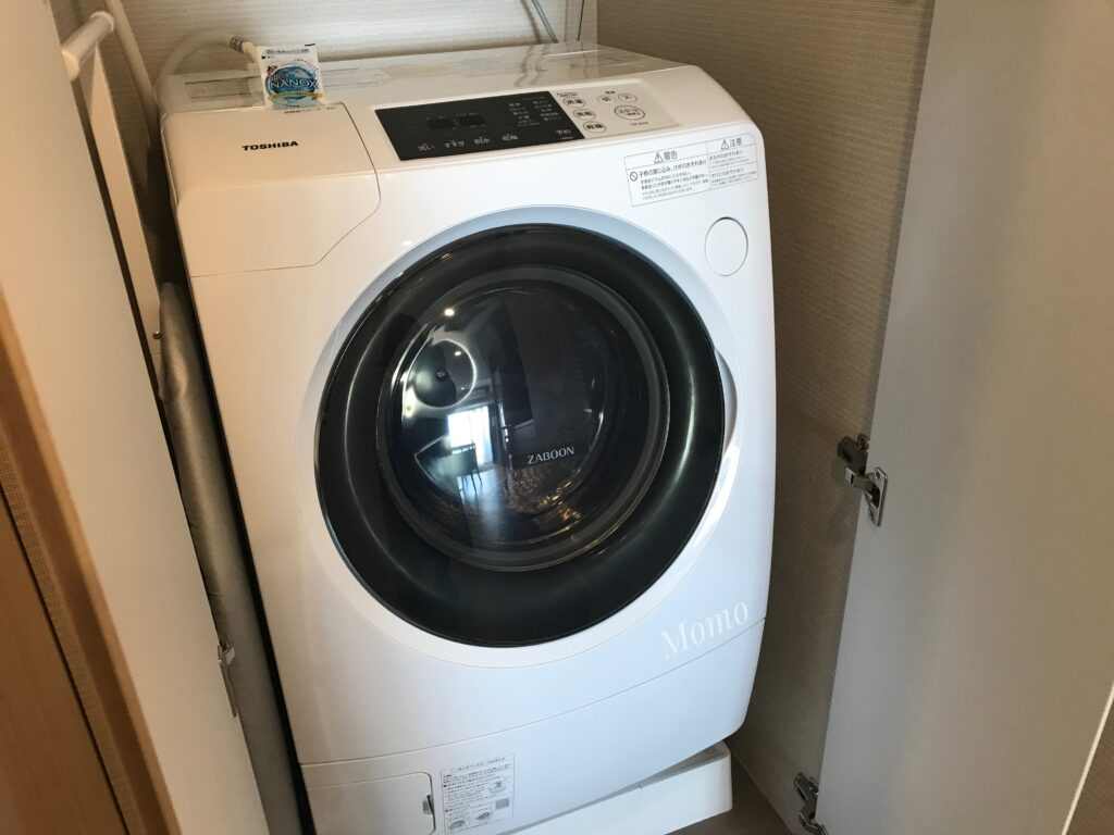 オークウッドスイーツ横浜　洗濯乾燥機