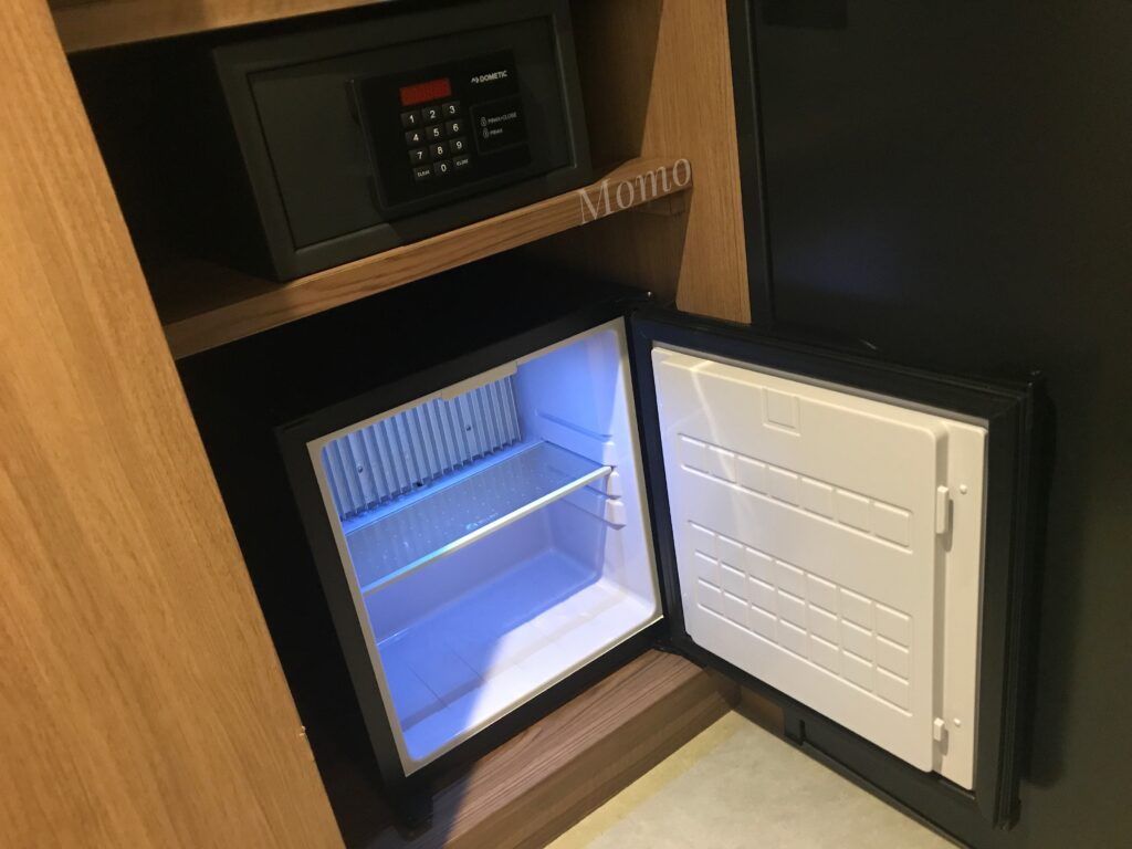 プリンススマートイン熱海　冷蔵庫